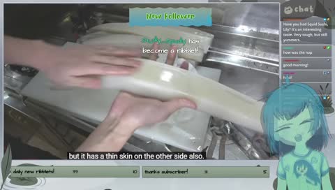 watching vids eating lunch